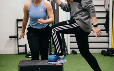 Cómo volver a entrenar tras una lesión: pasos, errores comunes y cuándo acudir a un profesional