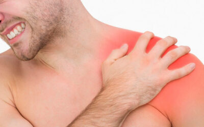 Dolor al levantar el brazo: por qué aparece y cómo solucionarlo sin dejar de entrenar